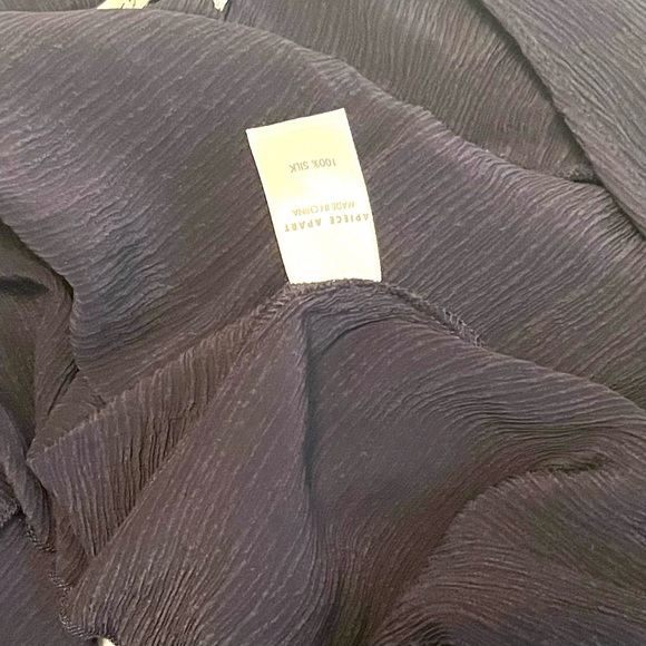 A piece apart Viga cold shoulder silk ruffle top size M blue - Picture 10 of 11